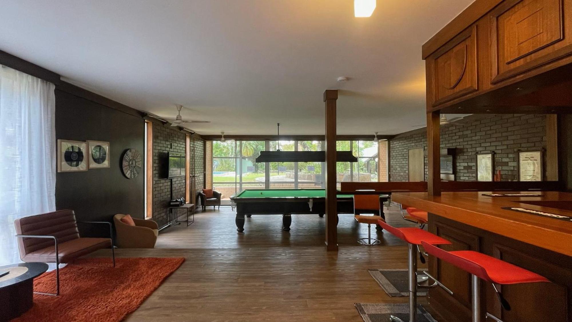 Spacious Hideaway Retreat, Brookfield, Brisbane Exterior photo