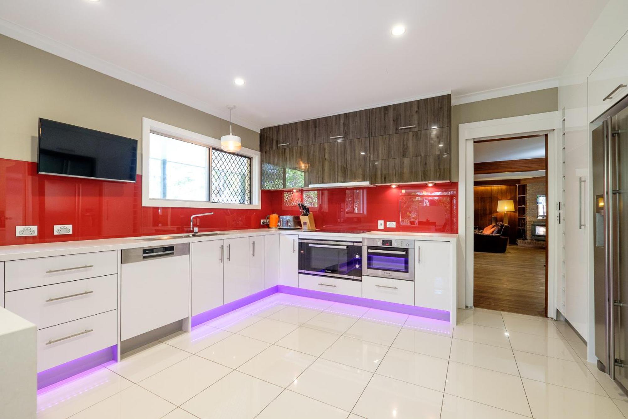 Spacious Hideaway Retreat, Brookfield, Brisbane Exterior photo